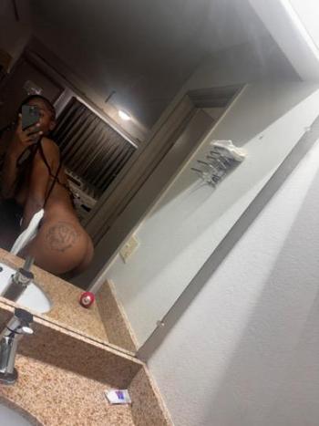 T, 23  female escort, Shreveport
