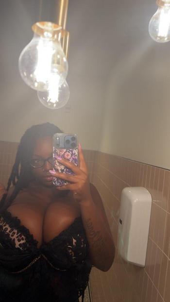 Summer, 24  female escort, Shreveport